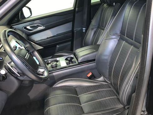 Used 2020 Land Rover Range Rover Velar R-Dynamic HSE image 17