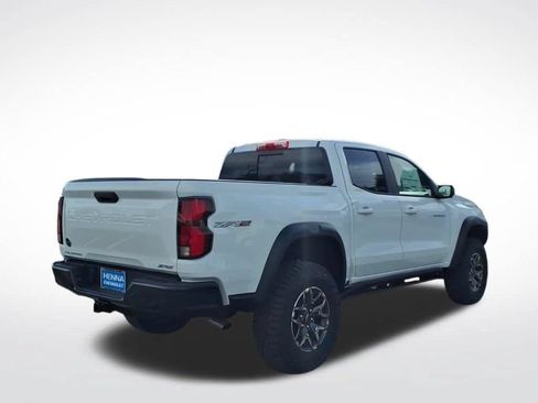 New 2026 Chevrolet Colorado ZR2 w/ Technology Package AWD/4WD image 3
