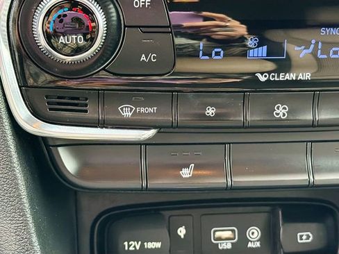 Used 2020 Hyundai Santa Fe SEL w/ Convenience Package image 19