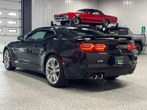 Certified 2024 Chevrolet Camaro LT image 3