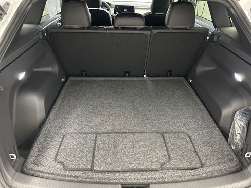New 2026 Volkswagen Atlas Cross Sport SE AWD/4WD image 38