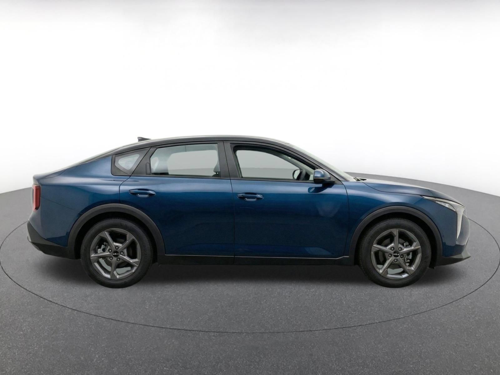 Used 2026 Kia K4 FWD image 9