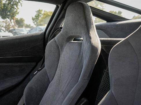 Used 2018 McLaren 720S image 20