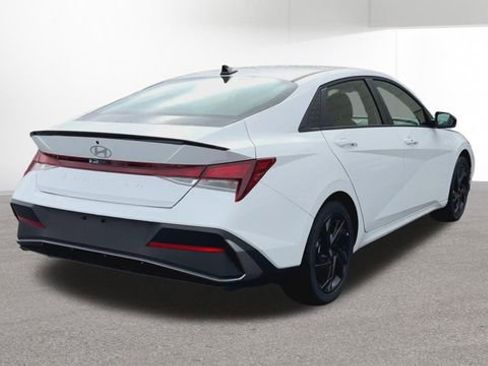 New 2026 Hyundai Elantra Sport FWD image 10