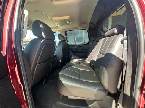 Used 2008 Chevrolet Avalanche LT image 12