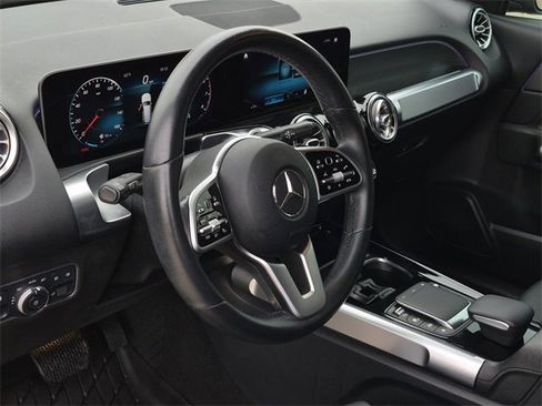 Certified 2021 Mercedes-Benz GLB 250 image 22