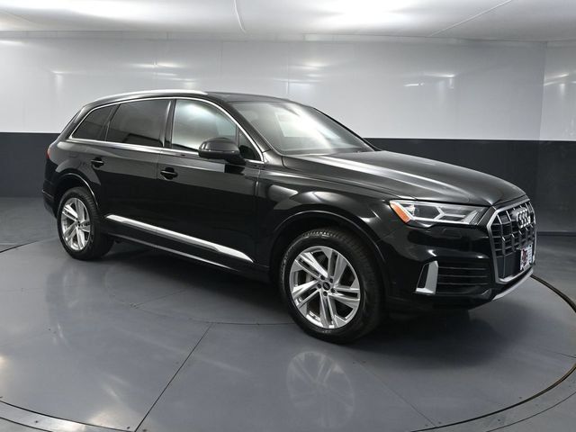 Used 2022 Audi Q7 3.0T Premium Plus AWD/4WD image 1