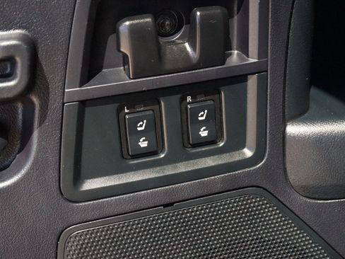 Used 2021 Toyota Sequoia TRD Pro AWD/4WD image 12