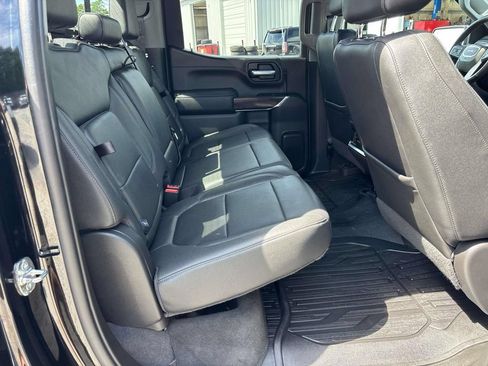 Used 2022 GMC Sierra 1500 SLT w/ SLT Premium Plus Package AWD/4WD image 18