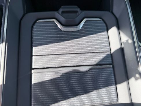 Used 2022 RAM 3500 Limited image 17