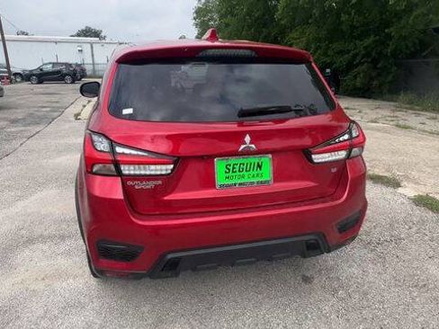 Used 2021 Mitsubishi Outlander Sport SE FWD image 7