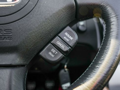 Used 2004 Honda S2000 image 43