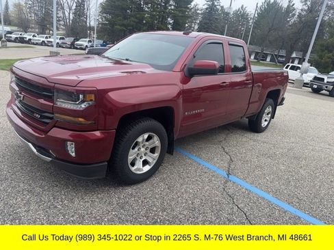 Used 2018 Chevrolet Silverado 1500 LT w/ All Star Edition AWD/4WD image 8