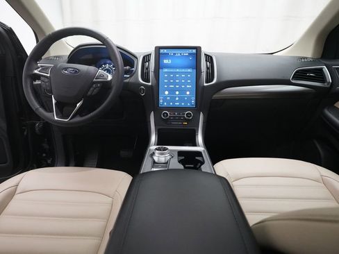 Used 2024 Ford Edge SEL w/ Convenience Package AWD/4WD image 5