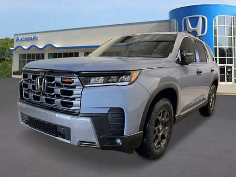 New 2026 Honda Pilot TrailSport image 1
