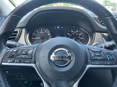 Used 2021 Nissan Rogue Sport SL w/ Premium Package FWD image 44