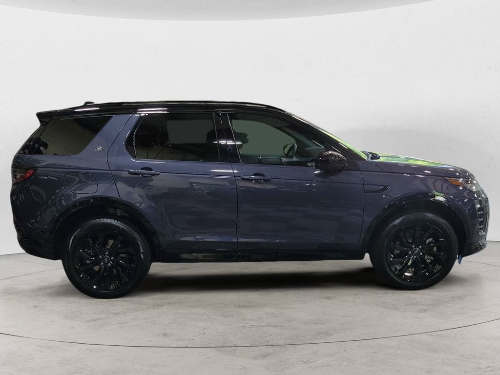 New 2024 Land Rover Discovery Sport Dynamic SE AWD/4WD image 6