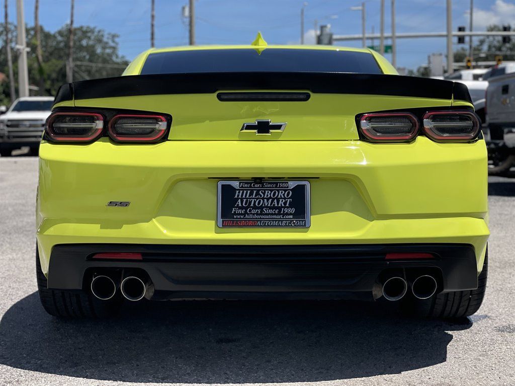 Used 2020 Chevrolet Camaro SS RWD image 9