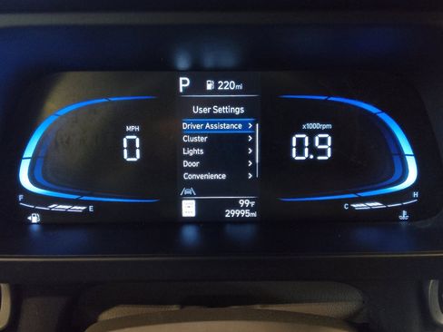 Used 2025 Hyundai Elantra Sport FWD image 23