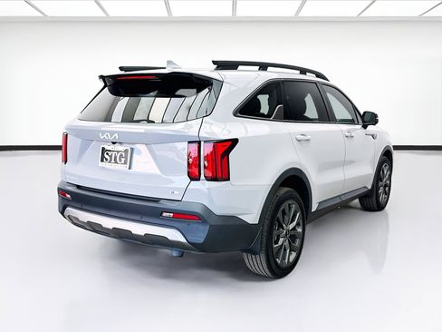 Used 2023 Kia Sorento SX Prestige AWD/4WD image 4
