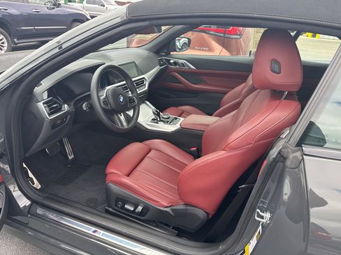 Used 2023 BMW M440i Convertible w/ Premium Package image 37