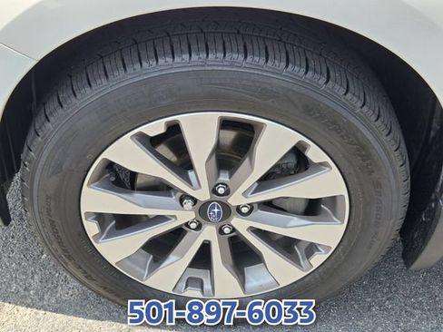 Used 2019 Subaru Outback 2.5i Touring AWD/4WD image 17