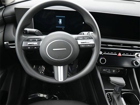 New 2026 Hyundai Tucson SEL image 13