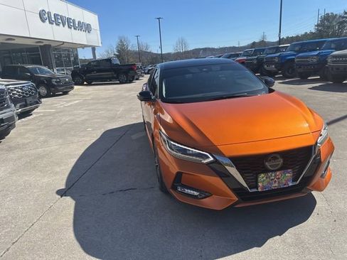 Used 2023 Nissan Sentra SR w/ SR Premium Package image 6