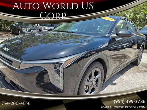 Used 2025 Kia K4 FWD image 1