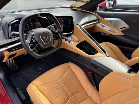 Used 2021 Chevrolet Corvette Stingray Premium Cpe w/ Z51 Performance Package image 17