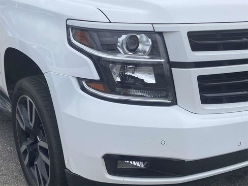 Used 2019 Chevrolet Suburban Premier image 4