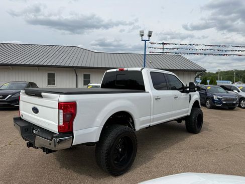 Used 2017 Ford F250 Lariat w/ Lariat Ultimate Package AWD/4WD image 5