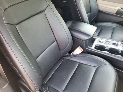 Used 2020 Ford Explorer XLT w/ Comfort Package AWD/4WD image 22
