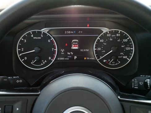 Used 2023 Nissan Rogue SV image 21