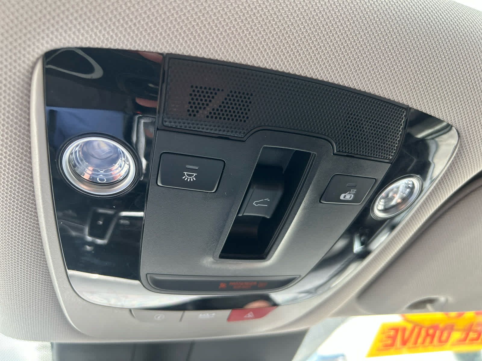 Used 2023 Kia Sorento SX AWD/4WD image 24