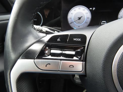 Used 2023 Hyundai Elantra Limited FWD image 21