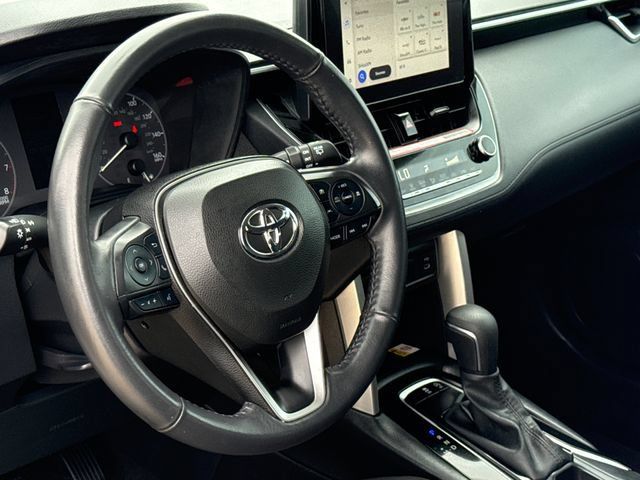 Used 2023 Toyota Corolla Cross LE FWD image 14