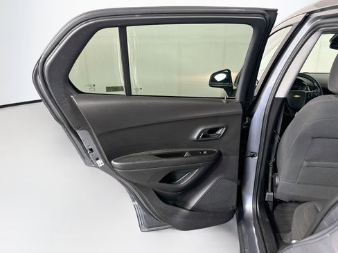 Used 2020 Chevrolet Trax LS w/ Tint and Cruise Package FWD image 24