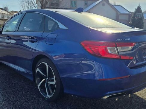 Used 2018 Honda Accord Sport image 6