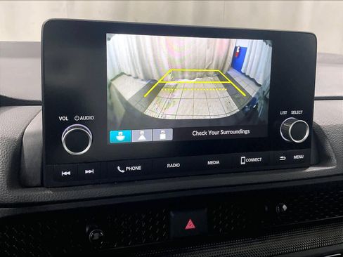 Used 2025 Honda CR-V LX image 19