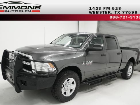 Used 2014 RAM 2500 Tradesman w/ Chrome Appearance Group RWD image 1