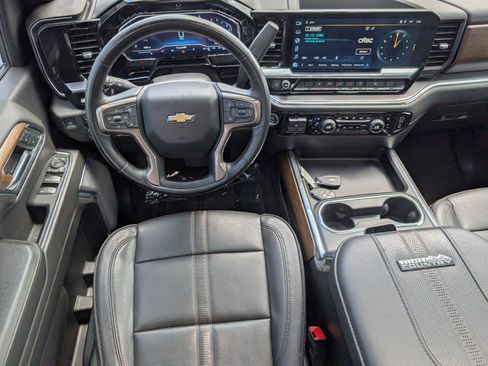Used 2024 Chevrolet Silverado 2500 High Country w/ High Country Premium Package AWD/4WD image 32
