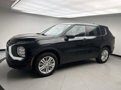 Used 2022 Mitsubishi Outlander ES