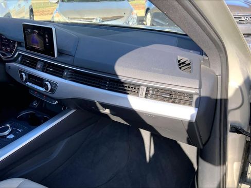 Used 2017 Audi A4 2.0T Premium Plus w/ Premium Plus Package image 18