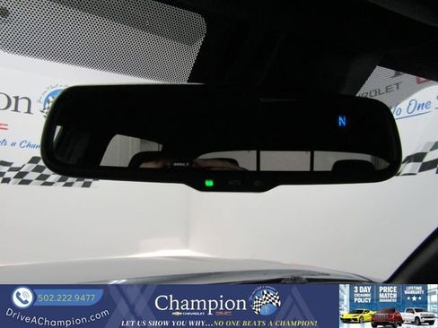 Used 2021 Toyota Tacoma TRD Off-Road image 38