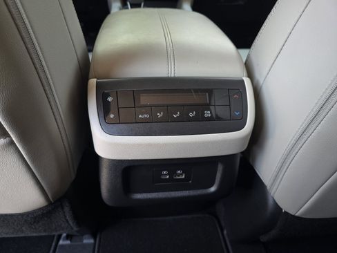 Certified 2023 Nissan Pathfinder SL AWD/4WD image 24