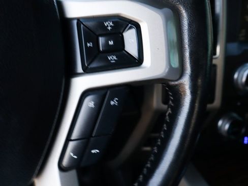 Used 2018 Ford F150 Lariat w/ Equipment Group 502A Luxury AWD/4WD image 25