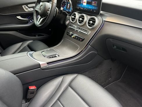 Used 2020 Mercedes-Benz GLC 300 4MATIC Coupe image 15