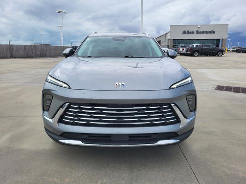 Used 2024 Buick Envision Preferred image 8