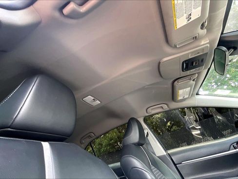 Used 2022 Toyota Camry SE FWD image 26